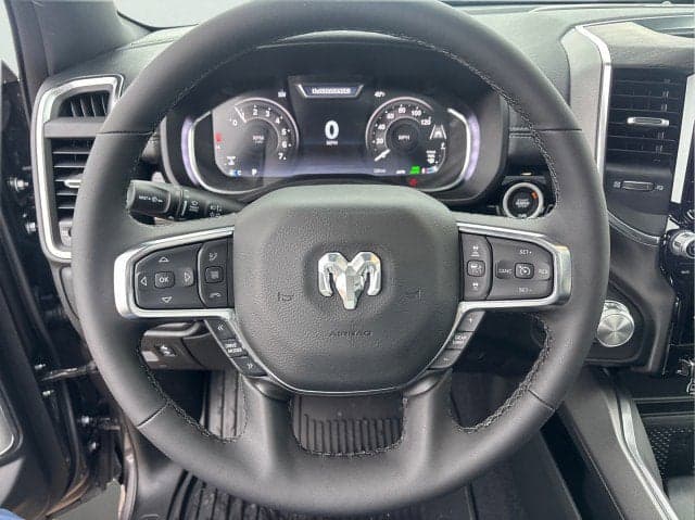 2026 RAM 1500 Laramie - Thumbnail 12