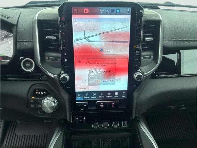 2026 RAM 1500 Laramie - Thumbnail 13