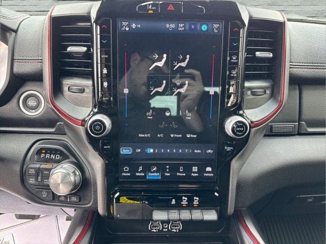 2025 RAM 1500  Rebel - Thumbnail 12