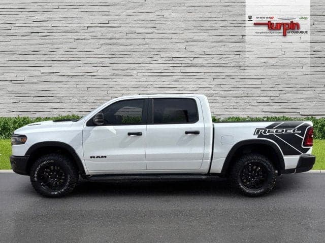2025 RAM 1500  Rebel - Thumbnail 2
