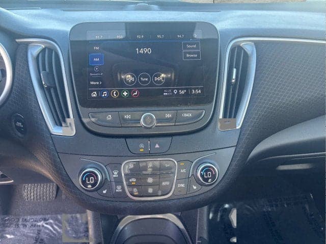 2024 CHEVROLET Malibu - Thumbnail 12