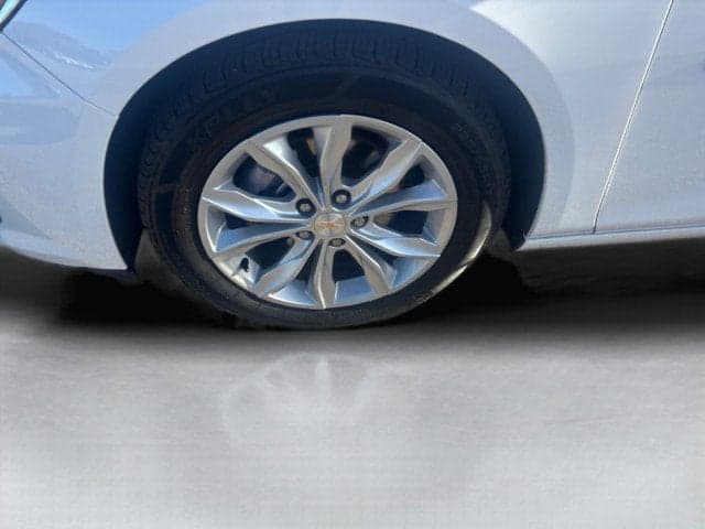 2024 CHEVROLET Malibu - Thumbnail 8