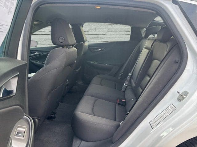 2024 CHEVROLET Malibu - Thumbnail 15