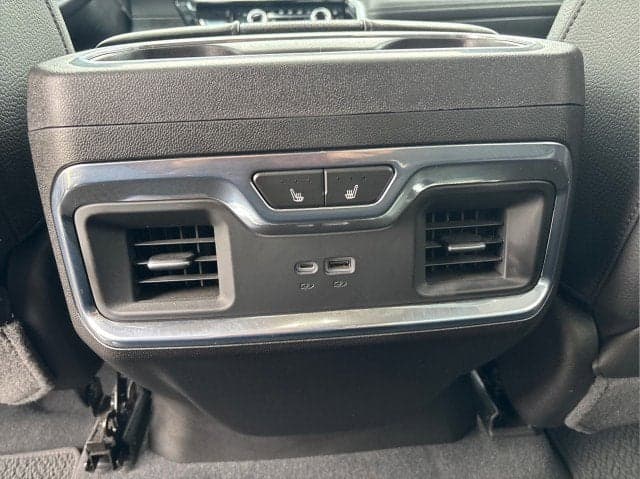 2022 GMC Sierra - Thumbnail 16