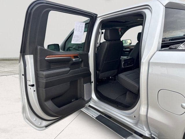 2022 GMC Sierra - Thumbnail 19