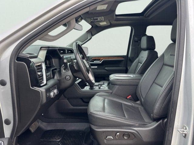 2022 GMC Sierra - Thumbnail 9