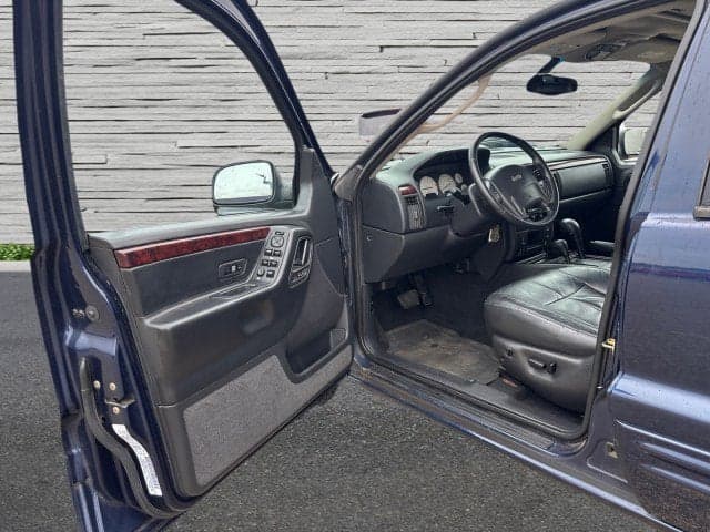 2004 JEEP Grand Cherokee - Thumbnail 10