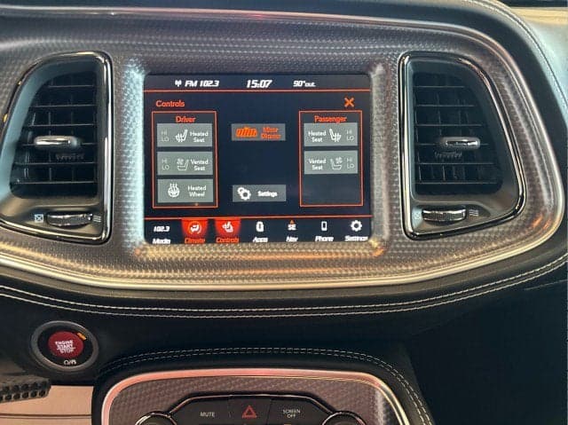 2023 DODGE Challenger - Thumbnail 10