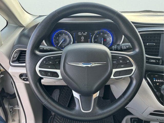 2020 CHRYSLER Pacifica - Thumbnail 10