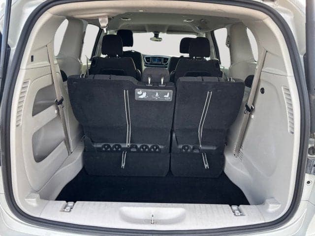 2020 CHRYSLER Pacifica - Thumbnail 16
