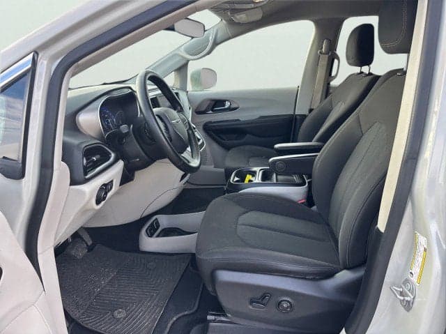 2020 CHRYSLER Pacifica - Thumbnail 9