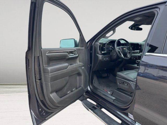 2023 CHEVROLET Silverado - Thumbnail 17