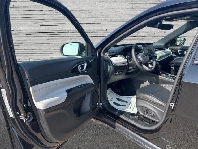 2025 JEEP Compass - Thumbnail 18