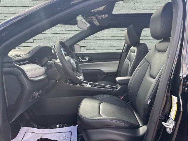 2025 JEEP Compass - Thumbnail 9