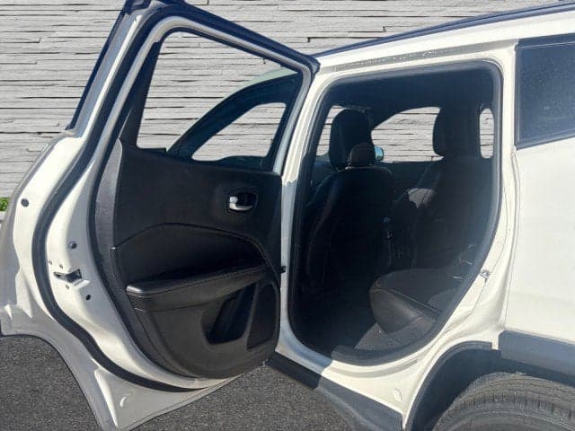 2021 JEEP Compass - Thumbnail 17