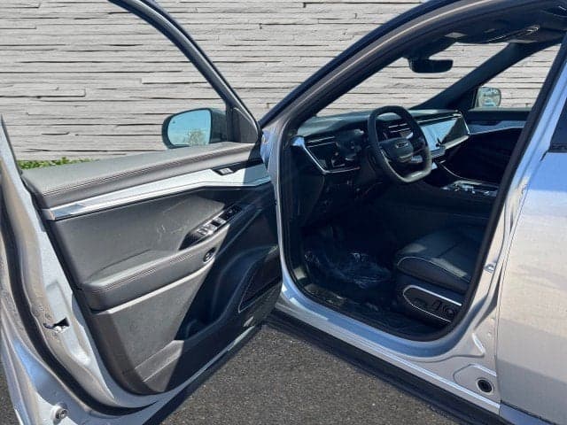 2025 JEEP Wagoneer S - Thumbnail 15