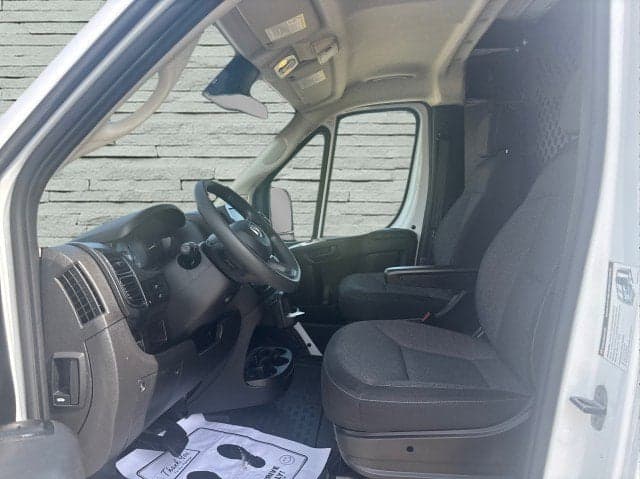 2023 RAM ProMaster 2500 - Thumbnail 9