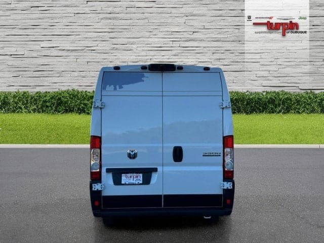 2024 RAM ProMaster cargo van - Thumbnail 4