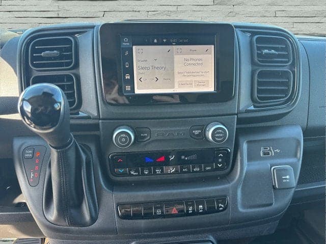 2024 RAM ProMaster cargo van - Thumbnail 11