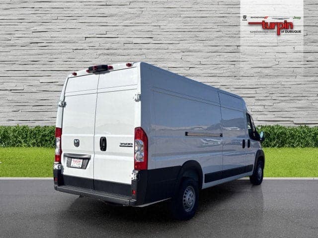 2024 RAM ProMaster cargo van - Thumbnail 6