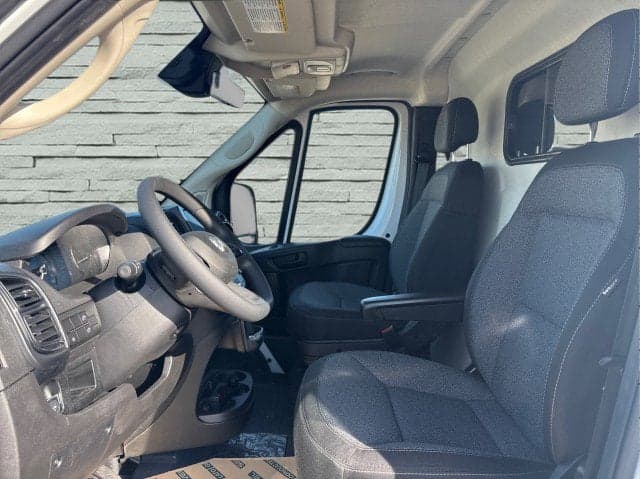 2024 RAM ProMaster cargo van - Thumbnail 9