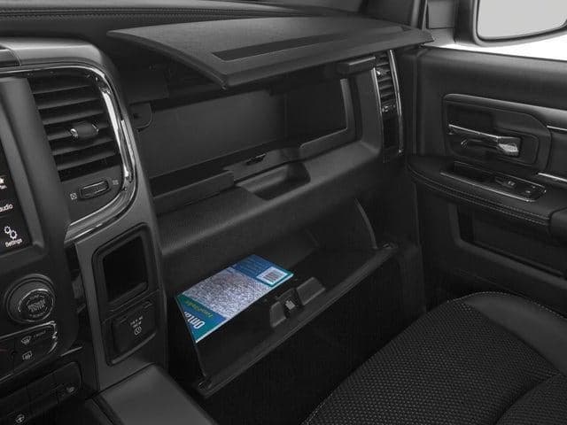 2016 Ram 1500 - Thumbnail 16