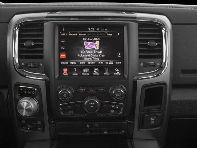 2016 Ram 1500 - Thumbnail 9