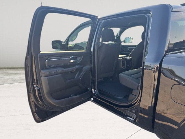 2026 RAM 1500 - Thumbnail 19