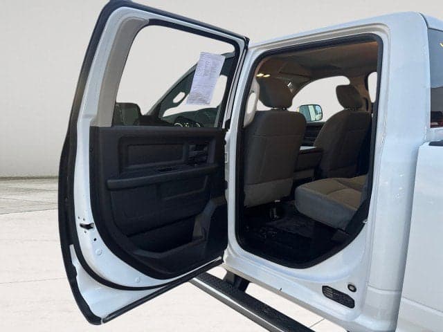 2016 RAM 2500 - Thumbnail 15