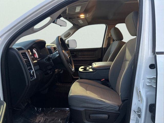 2016 RAM 2500 - Thumbnail 9