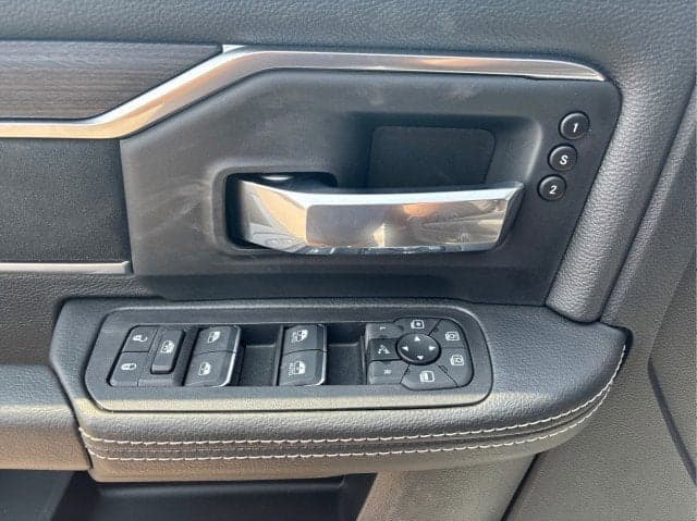 2025 RAM 2500 - Thumbnail 11