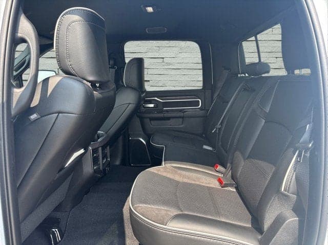 2025 RAM 2500 - Thumbnail 21