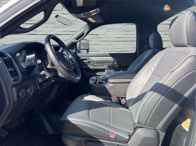 2024 RAM 5500 - Thumbnail 9