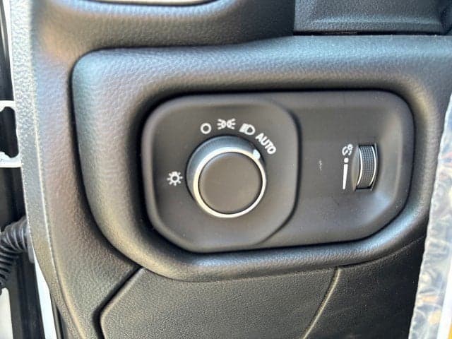2024 RAM 5500 - Thumbnail 8