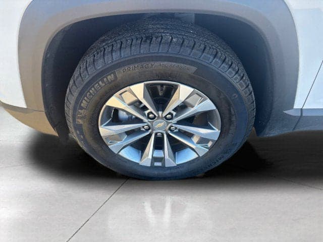 2025 CHEVROLET Equinox - Thumbnail 18