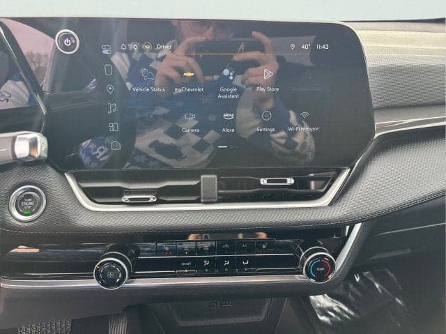 2025 CHEVROLET Equinox - Thumbnail 11