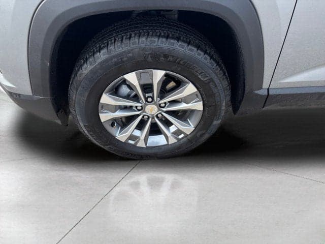 2025 CHEVROLET Equinox - Thumbnail 17