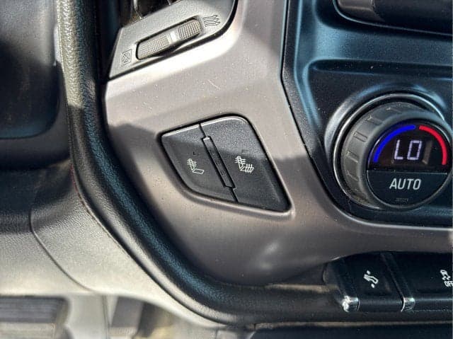 2017 GMC Sierra - Thumbnail 12