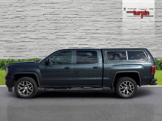 2017 GMC Sierra - Thumbnail 2