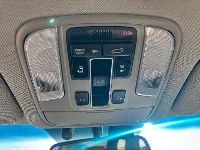 2020 KIA Sedona - Thumbnail 12