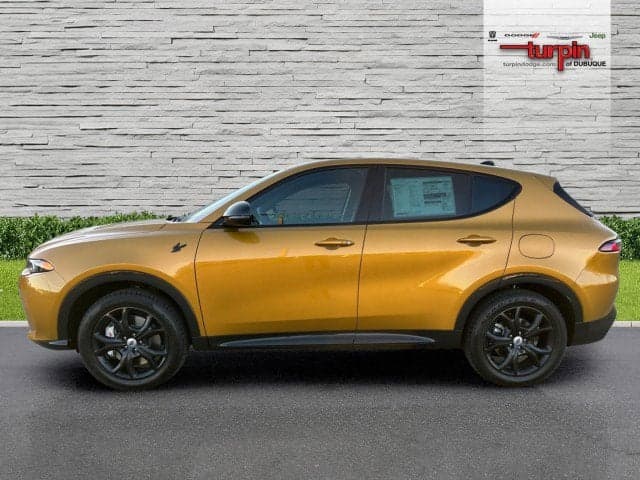 2024 DODGE Hornet - Thumbnail 2