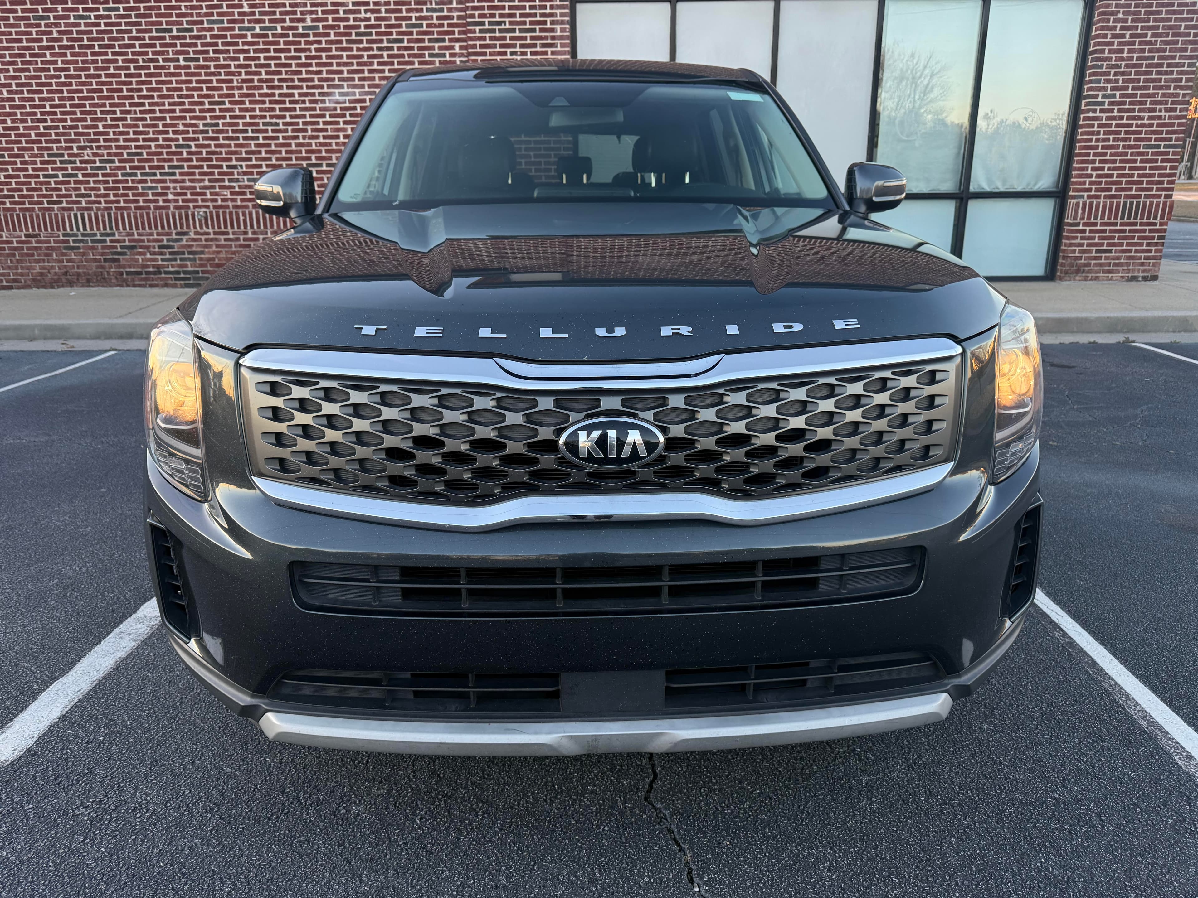2020 Kia Telluride Lx - Thumbnail 3