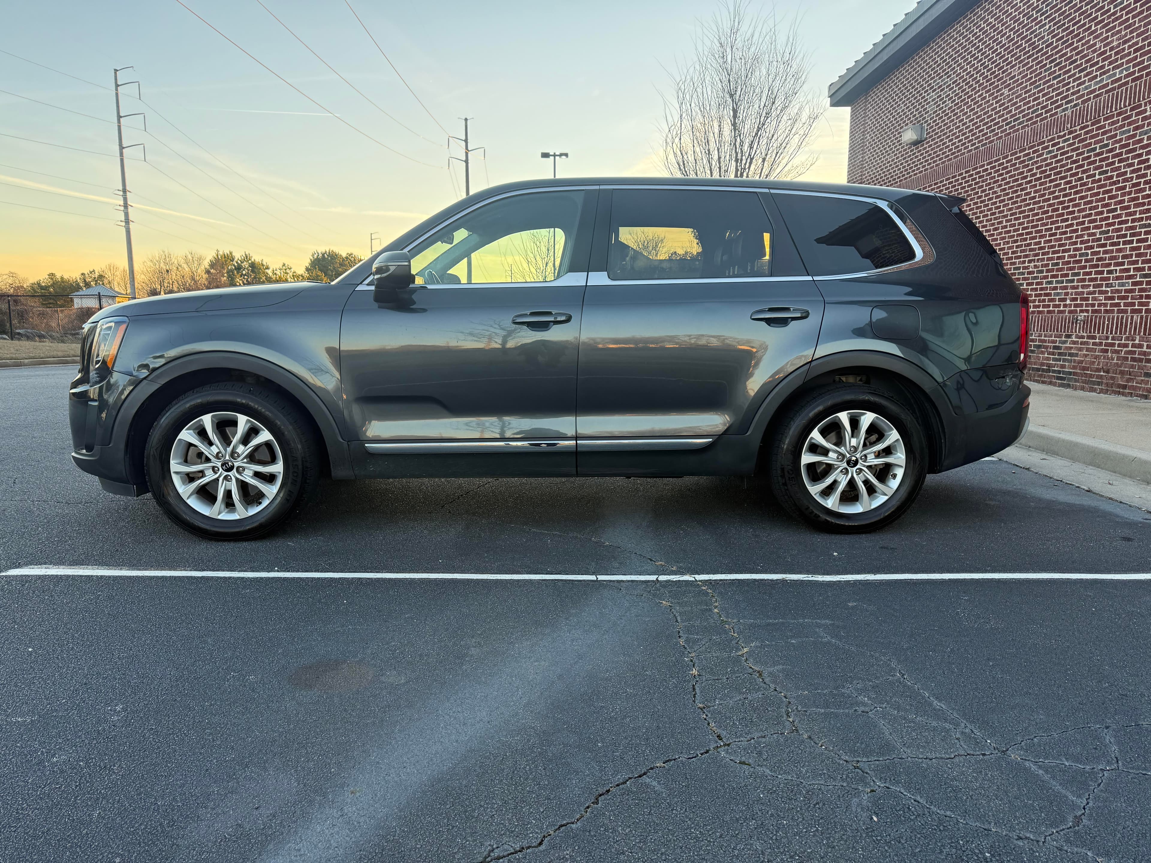 2020 Kia Telluride Lx - Thumbnail 5