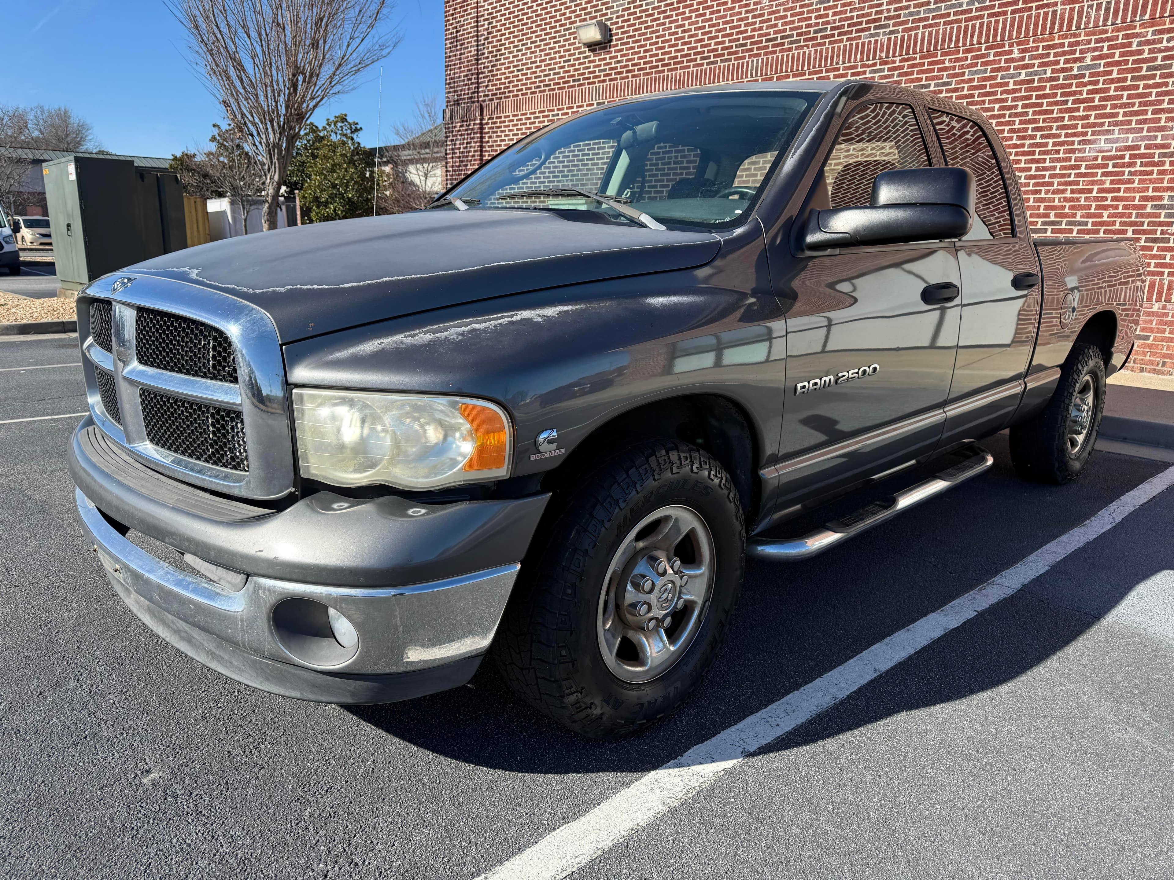 2004 Dodge Ram 2500 quad cab Slt 5.9 Cummins - Thumbnail 1