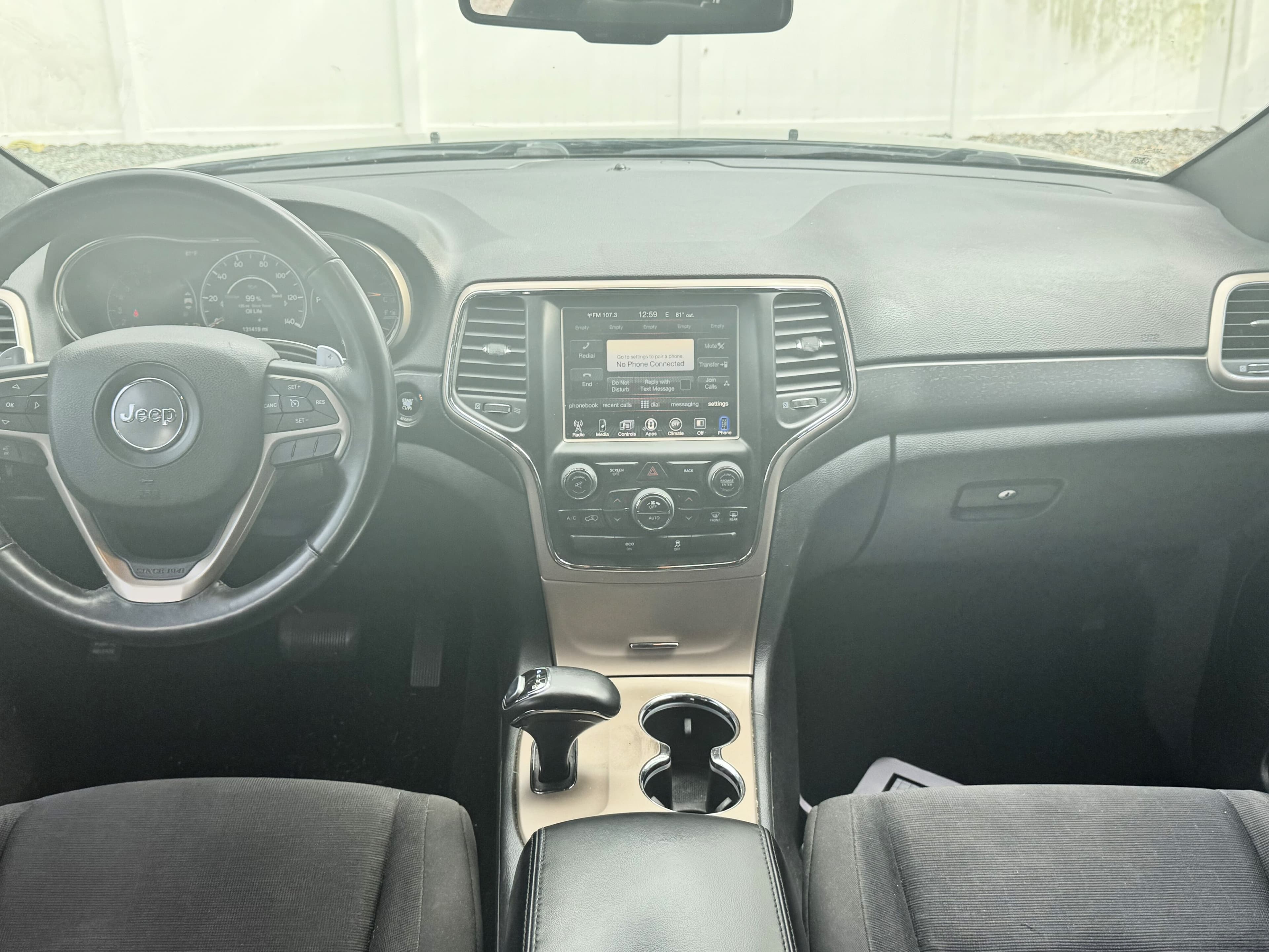 2015 Jeep Grand Cherokee - Thumbnail 3