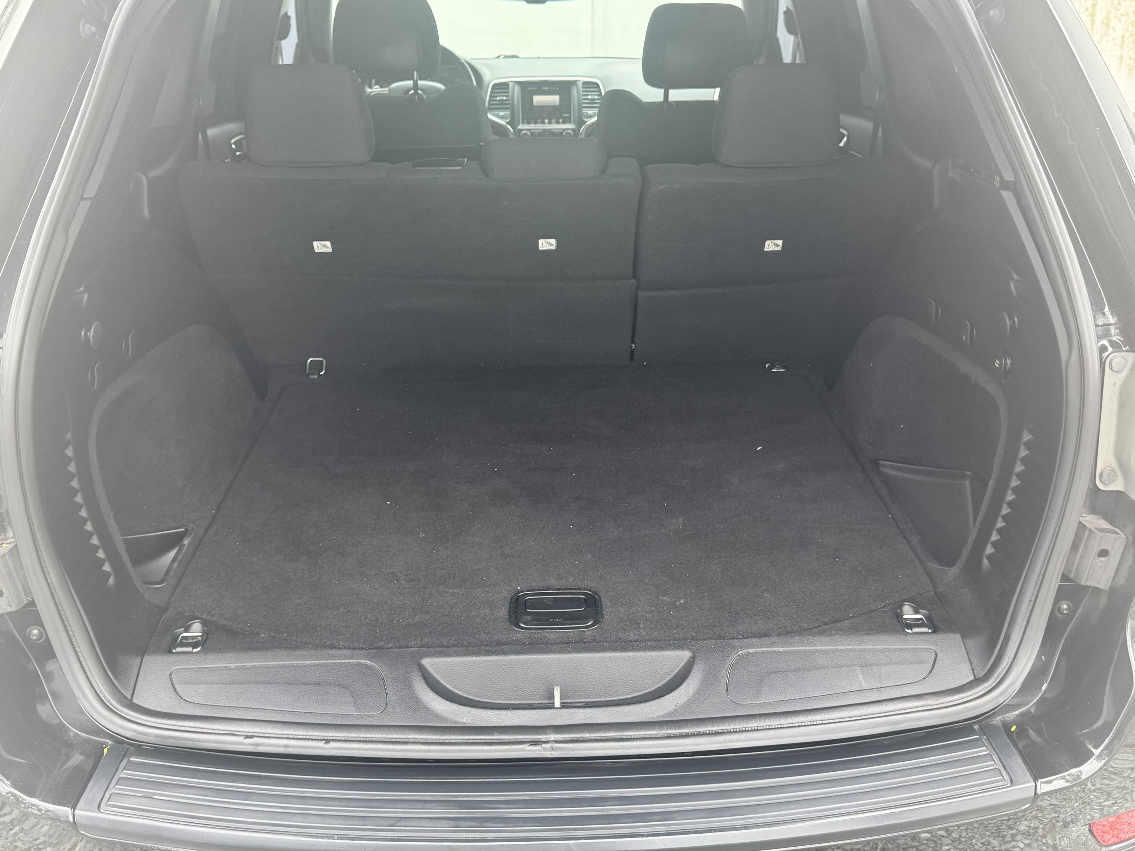2015 Jeep Grand Cherokee - Thumbnail 6