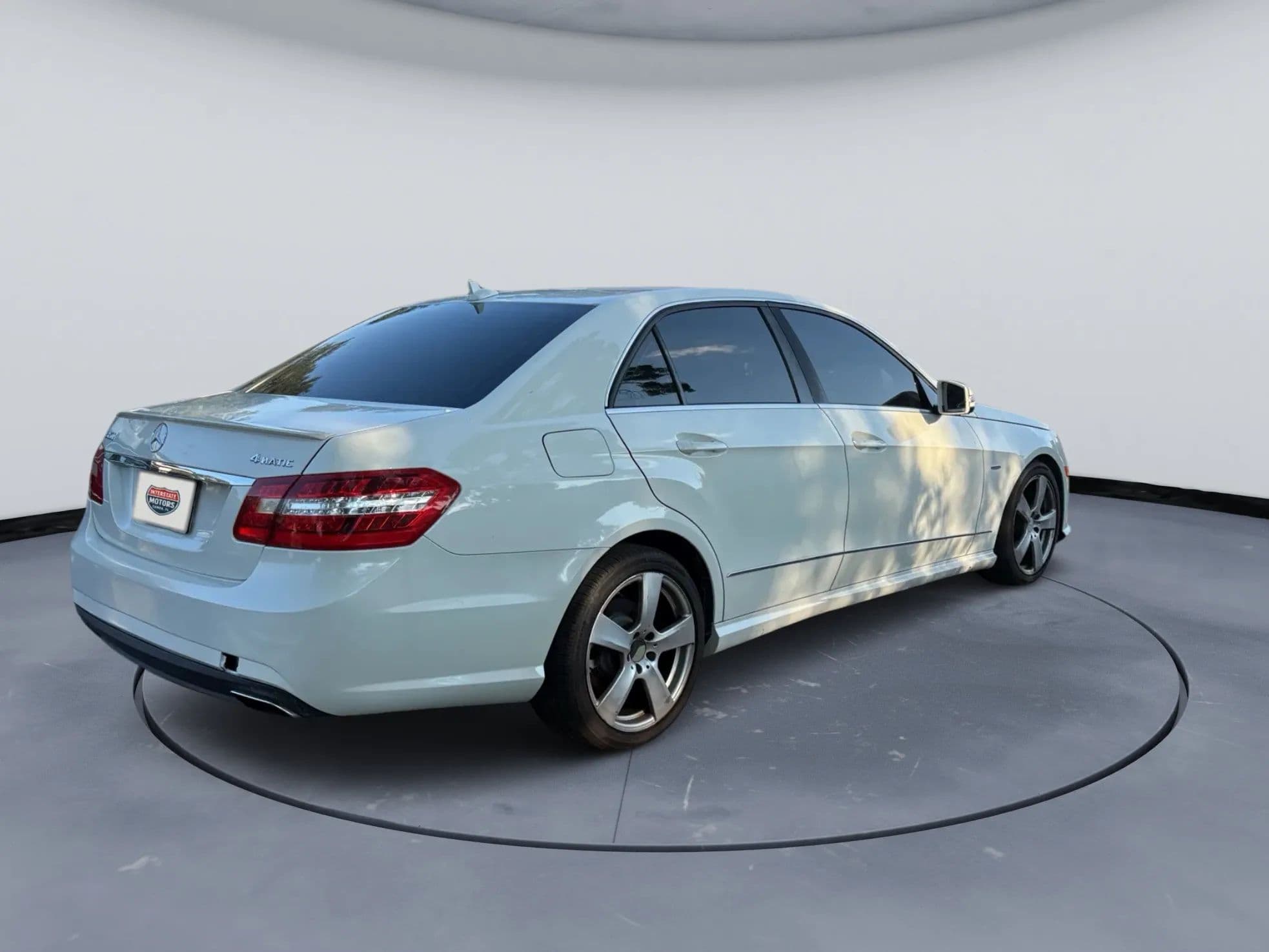 2012 Mercedes-Benz E350 - Thumbnail 2