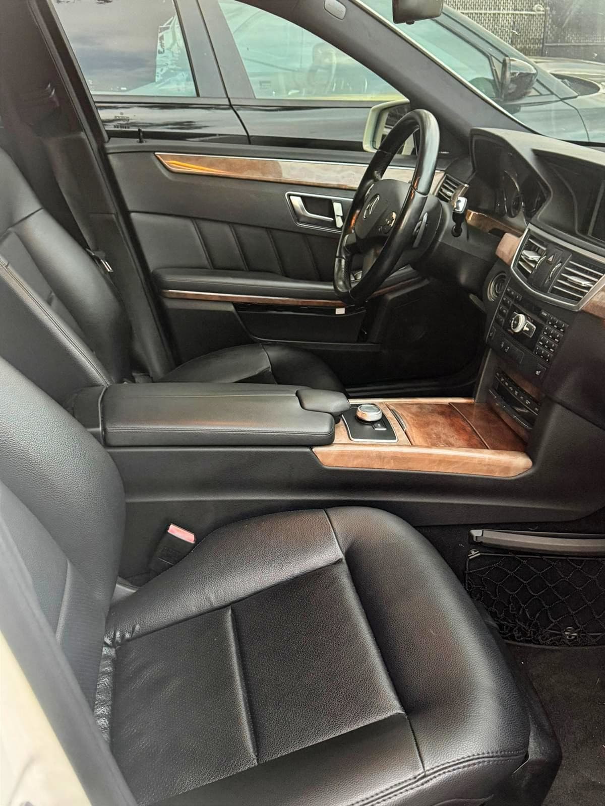 2012 Mercedes-Benz E350 - Thumbnail 7