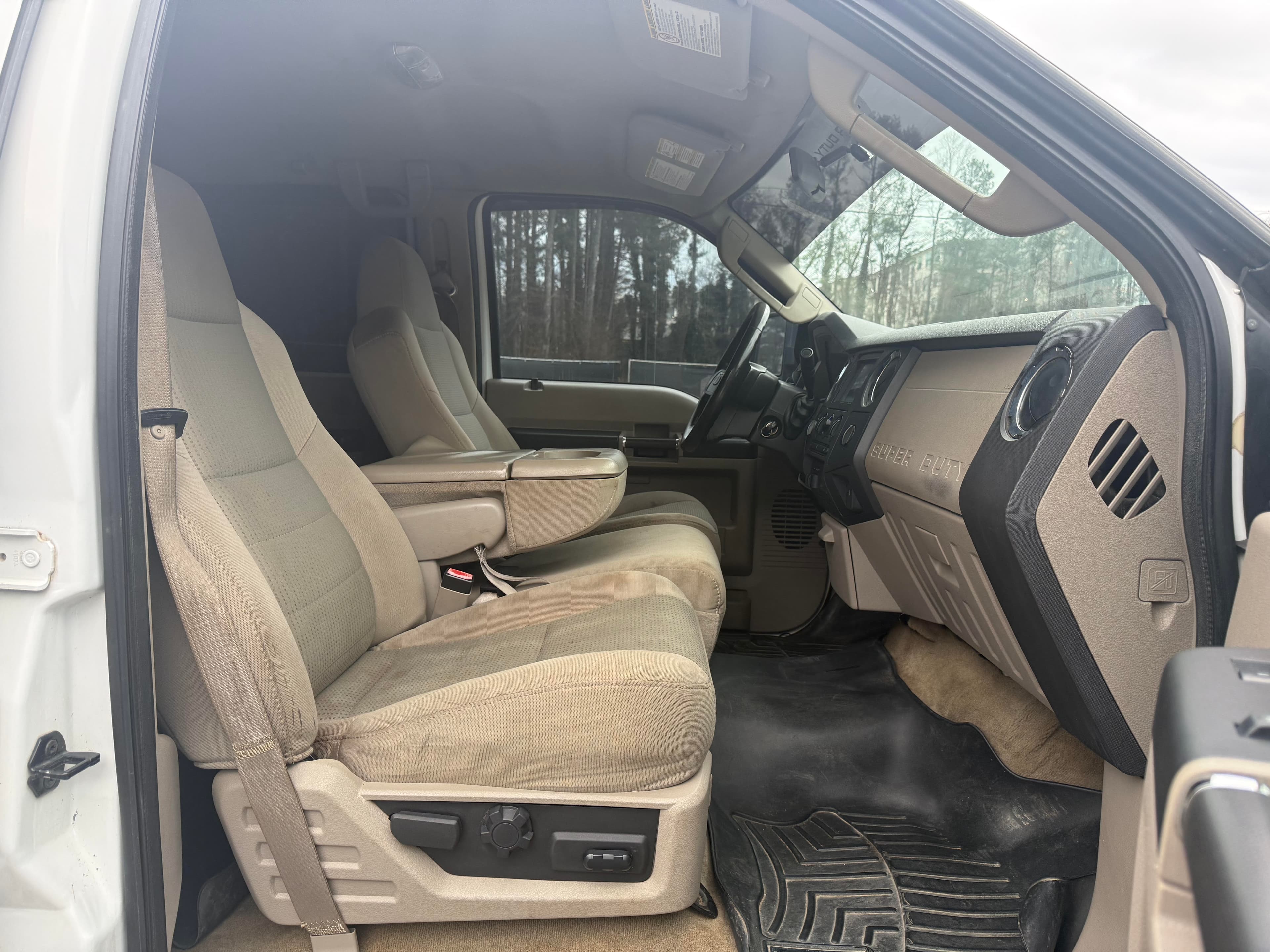 2008 Ford F-250 super duty crew cab Lariat 4x4 6.4 powerstroke turbo diesel - Thumbnail 5