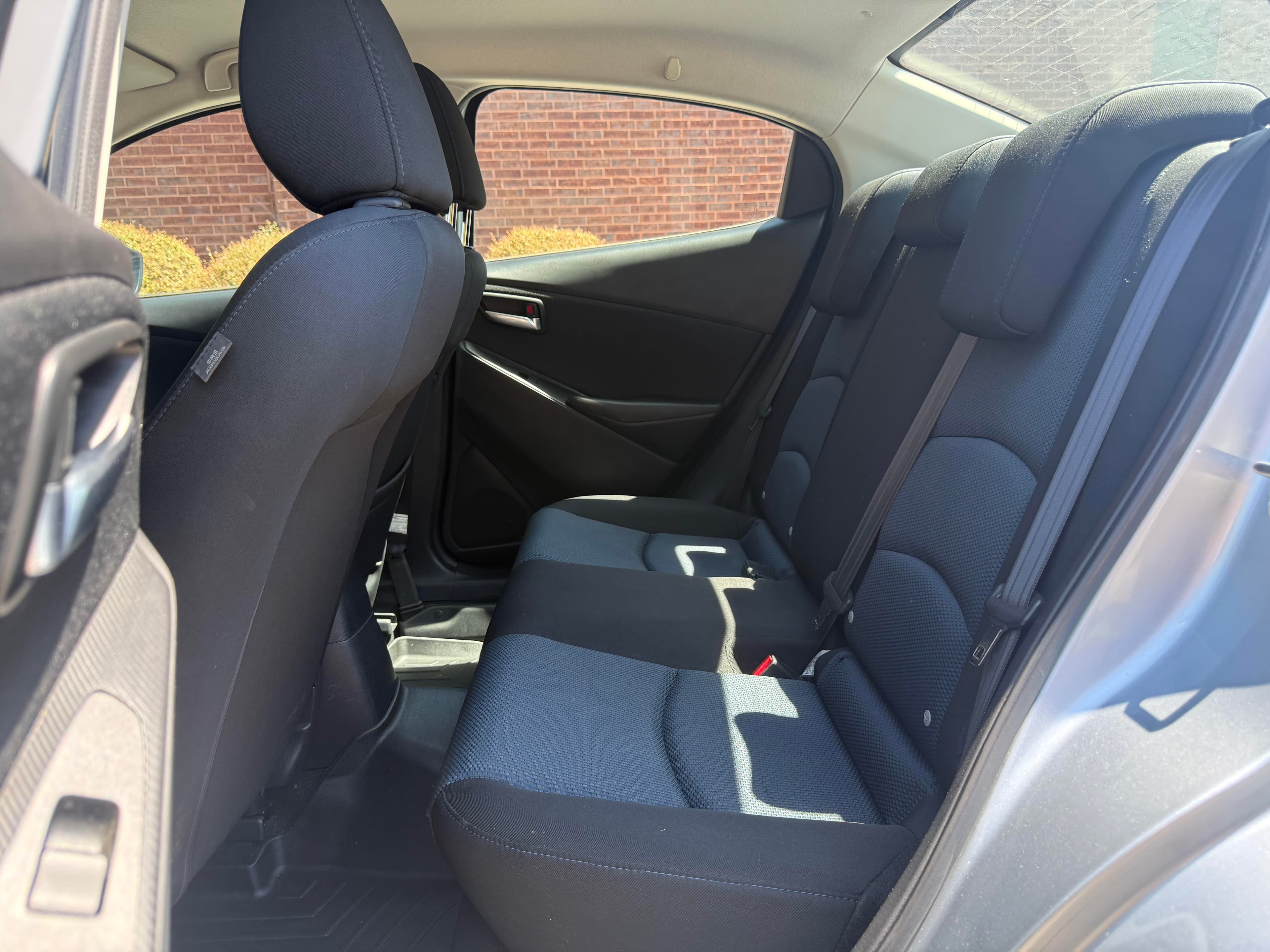 2017 Toyota Yaris iA - Thumbnail 8
